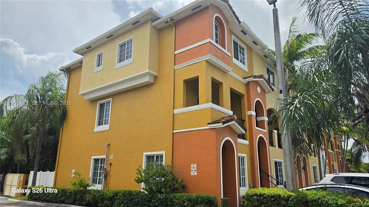 https://bt-photos.global.ssl.fastly.net/miami/1280_boomver_1_A12066111-2.jpg