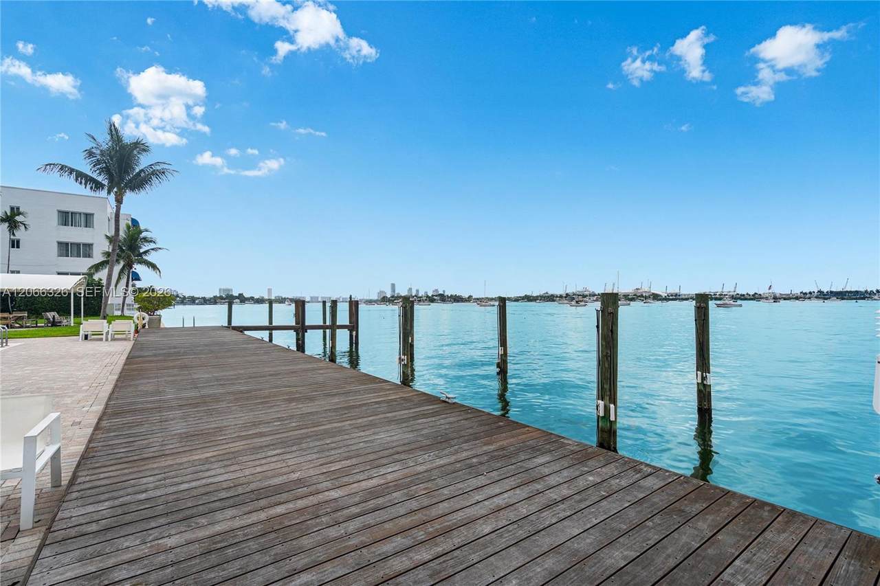 https://bt-photos.global.ssl.fastly.net/miami/1280_boomver_1_A12066326-2.jpg