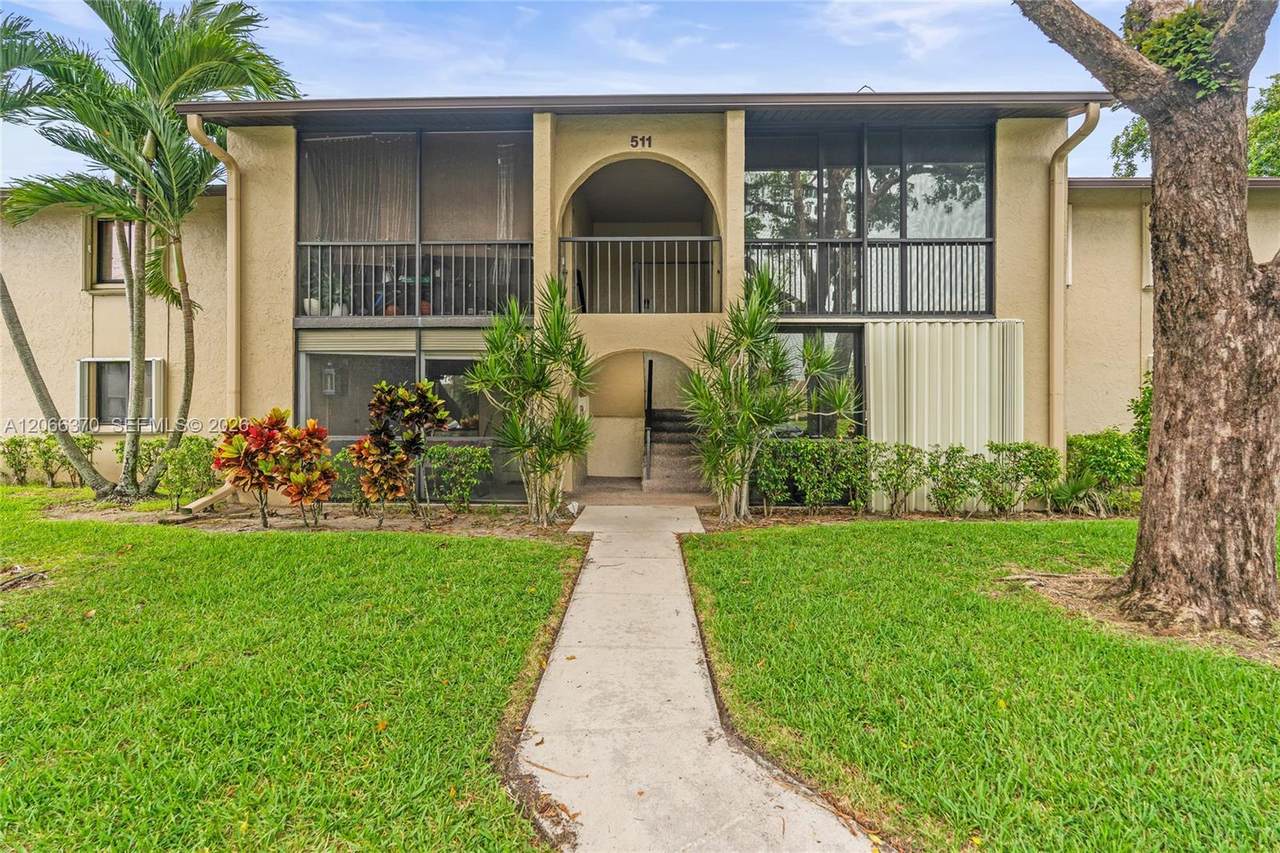 511 Shady Pine Way - Photo 1