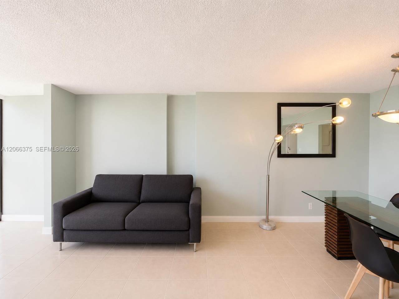 https://bt-photos.global.ssl.fastly.net/miami/1280_boomver_1_A12066375-2.jpg