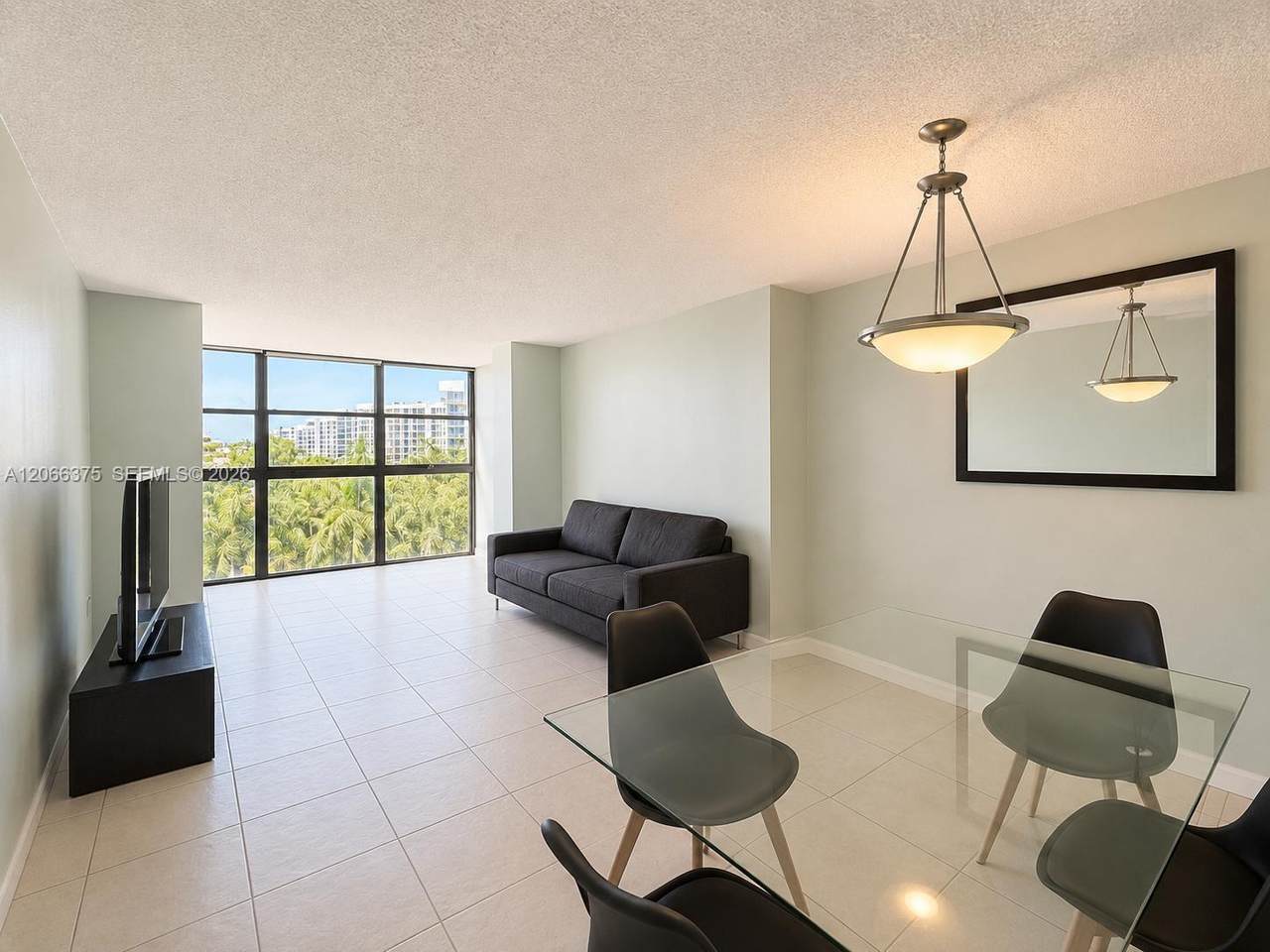 https://bt-photos.global.ssl.fastly.net/miami/1280_boomver_1_A12066375-2.jpg