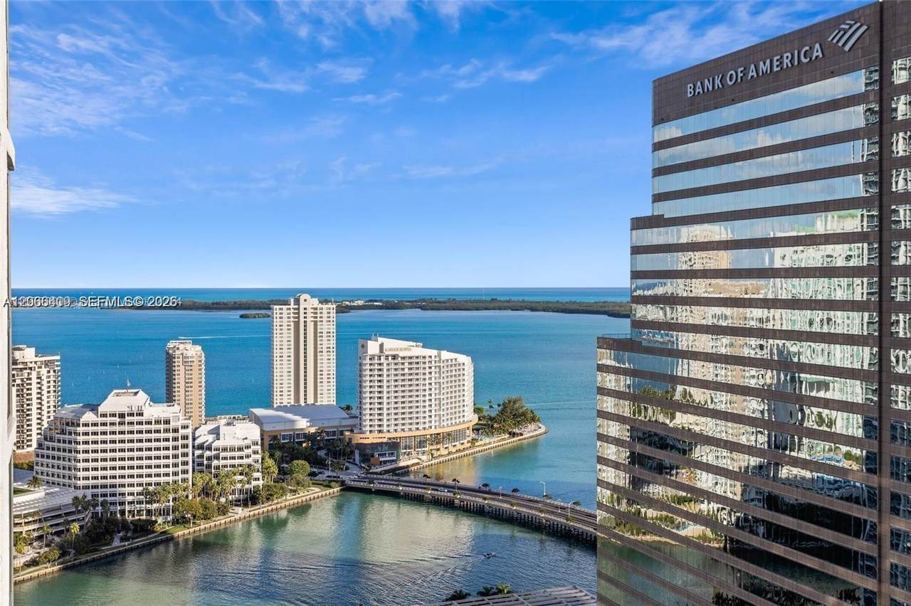 https://bt-photos.global.ssl.fastly.net/miami/1280_boomver_1_A12066409-2.jpg