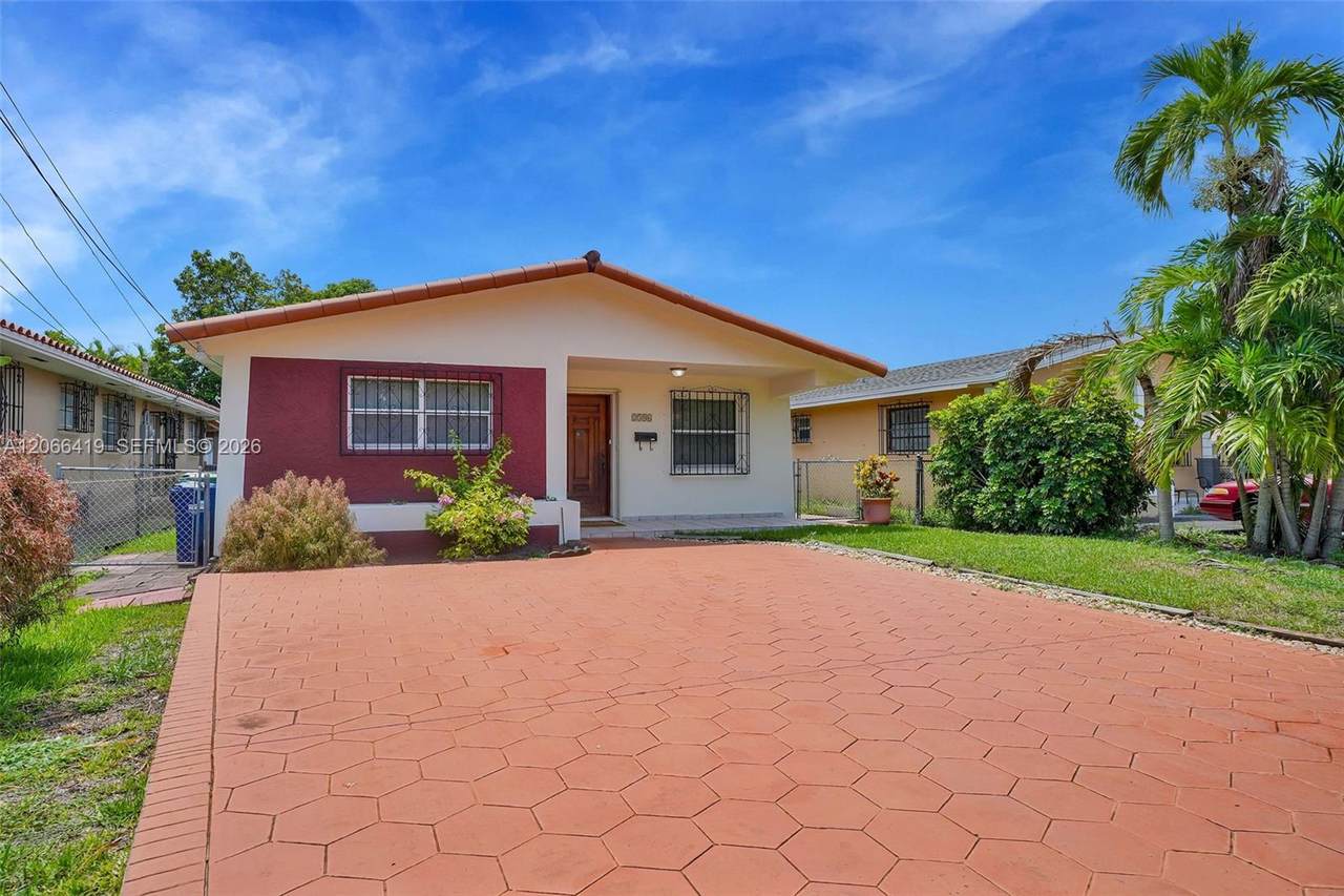 2306 58th Ct - Photo 1