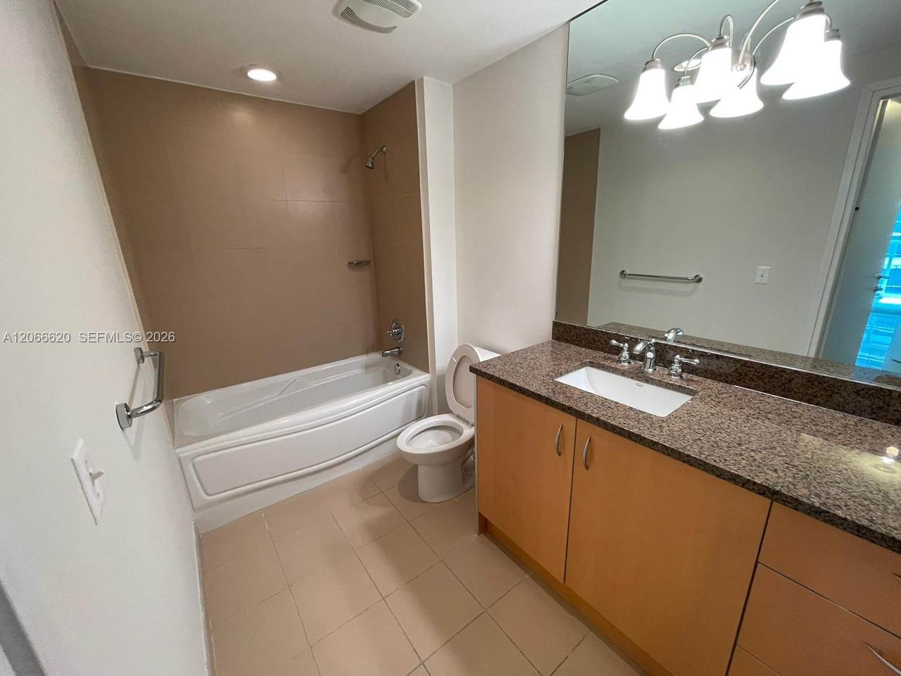 https://bt-photos.global.ssl.fastly.net/miami/1280_boomver_1_A12066620-2.jpg
