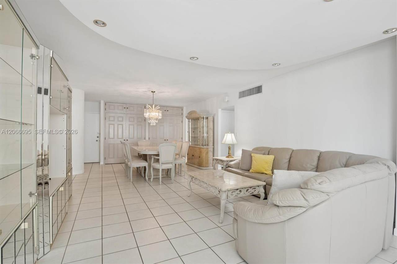 5005 Collins Ave - Photo 1