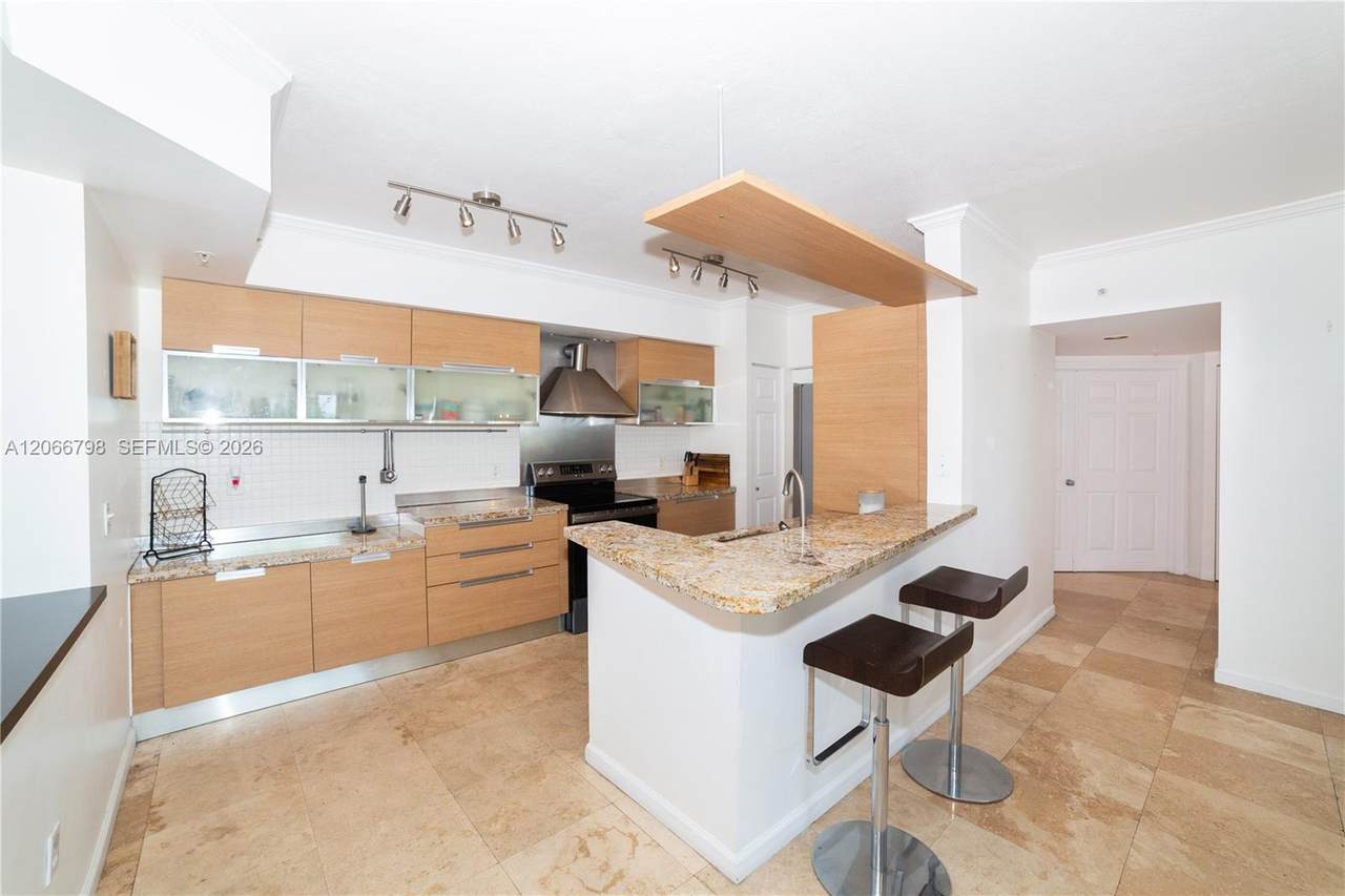 17100 Bay Rd - Photo 1