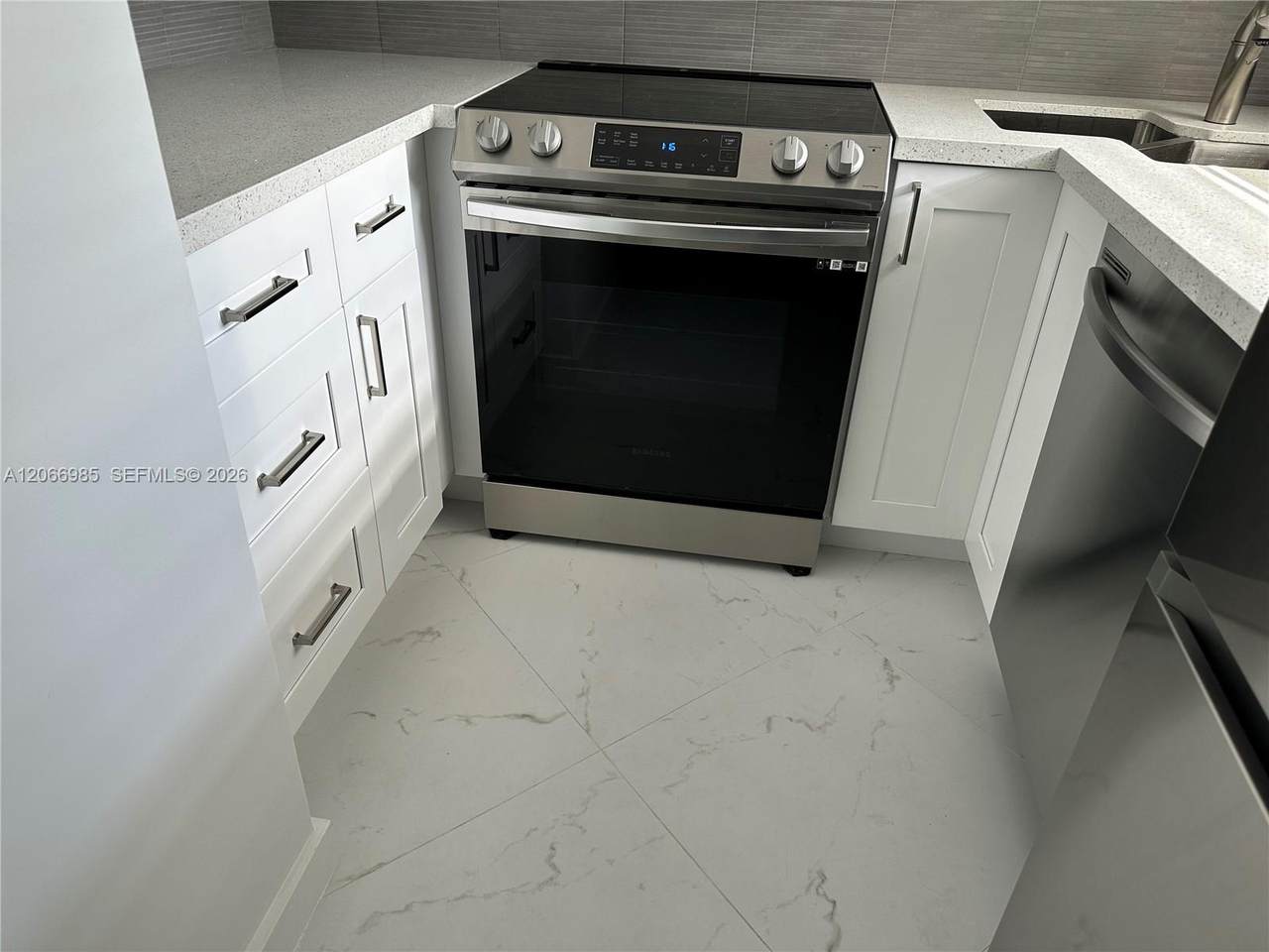 https://bt-photos.global.ssl.fastly.net/miami/1280_boomver_1_A12066985-2.jpg