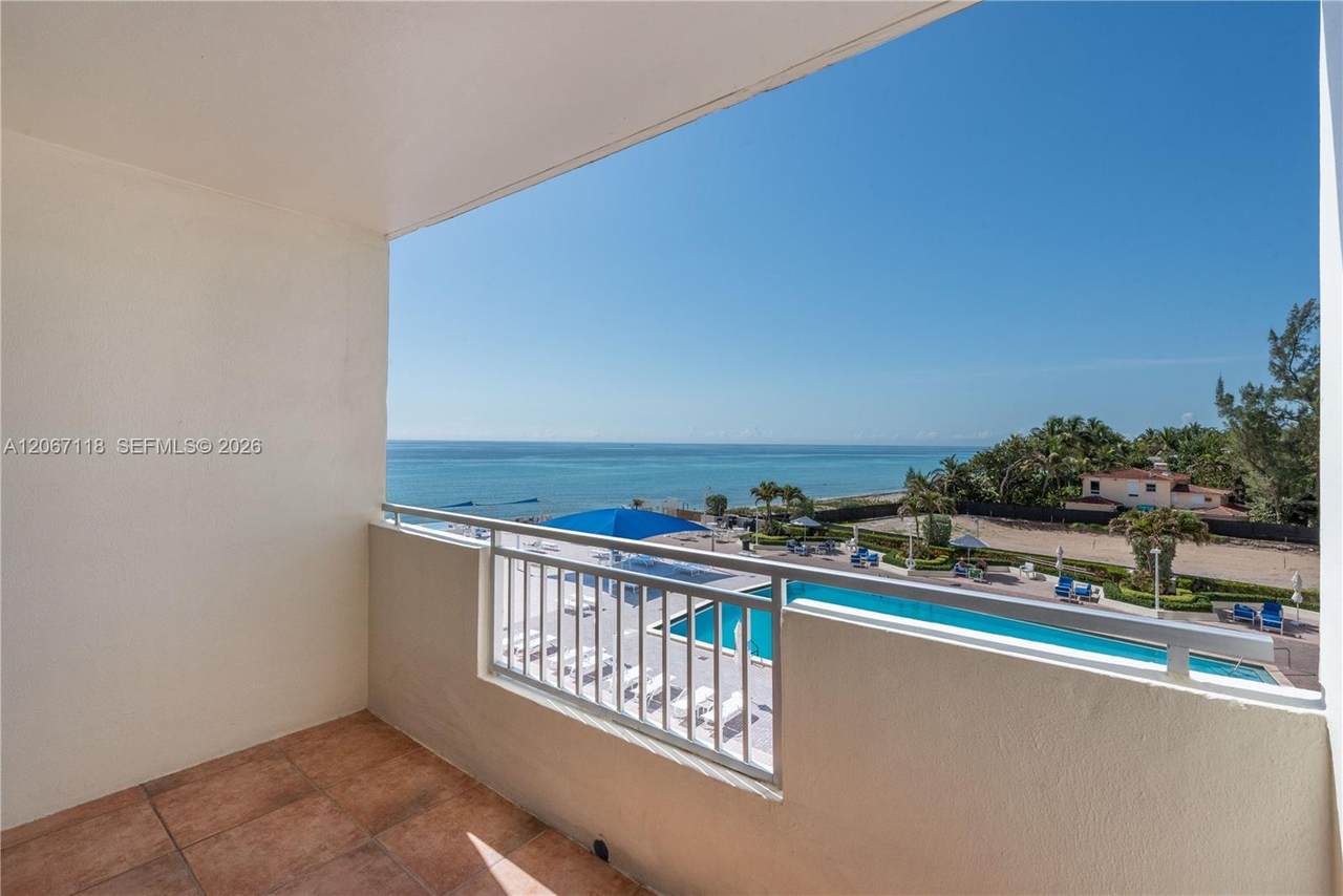 3180 Ocean Dr - Photo 1