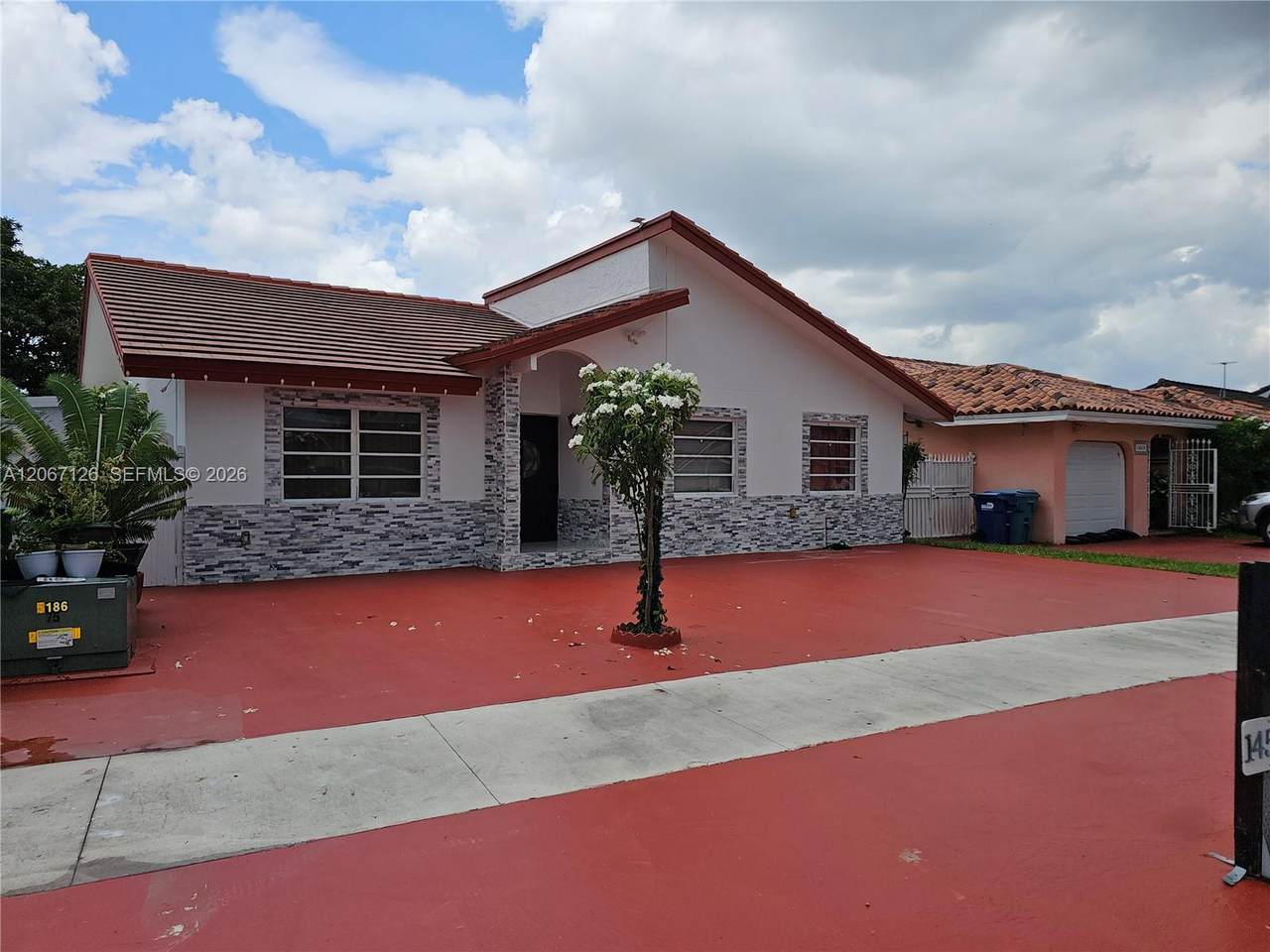 https://bt-photos.global.ssl.fastly.net/miami/1280_boomver_1_A12067126-2.jpg