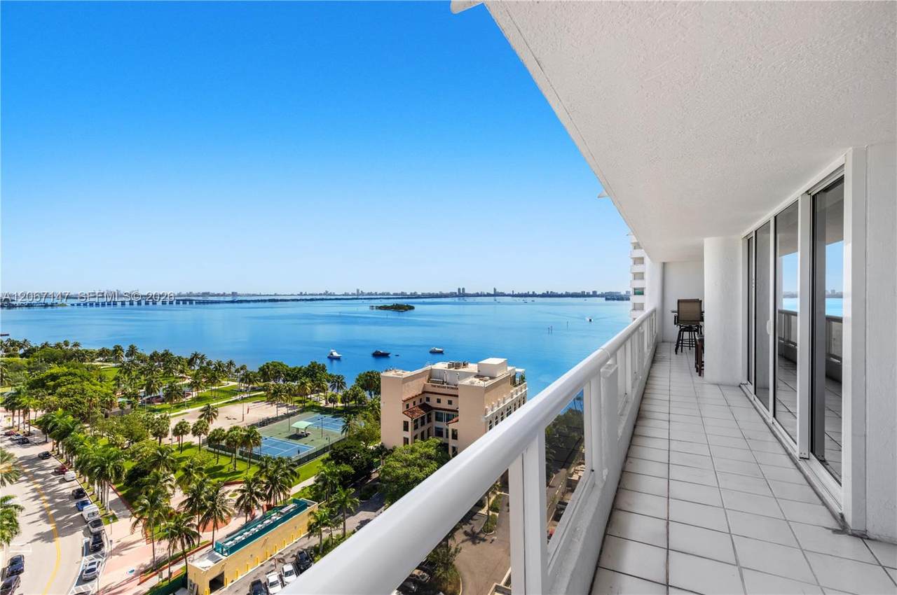 https://bt-photos.global.ssl.fastly.net/miami/1280_boomver_1_A12067147-2.jpg