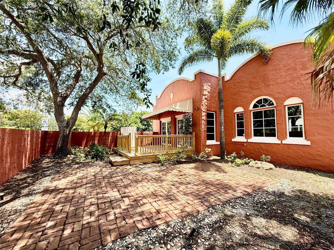 https://bt-photos.global.ssl.fastly.net/miami/1280_boomver_1_A12067216-2.jpg