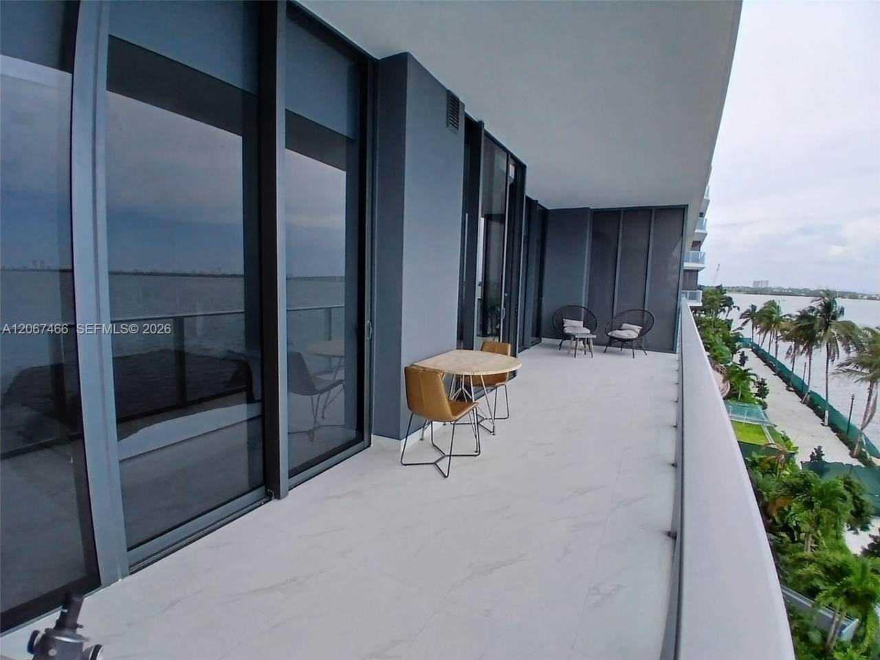 https://bt-photos.global.ssl.fastly.net/miami/1280_boomver_1_A12067466-2.jpg
