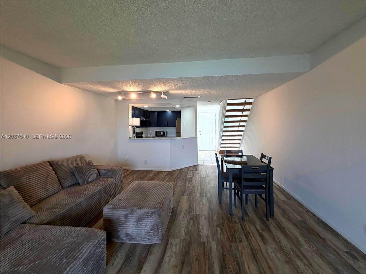 https://bt-photos.global.ssl.fastly.net/miami/1280_boomver_2_A12067540-2.jpg