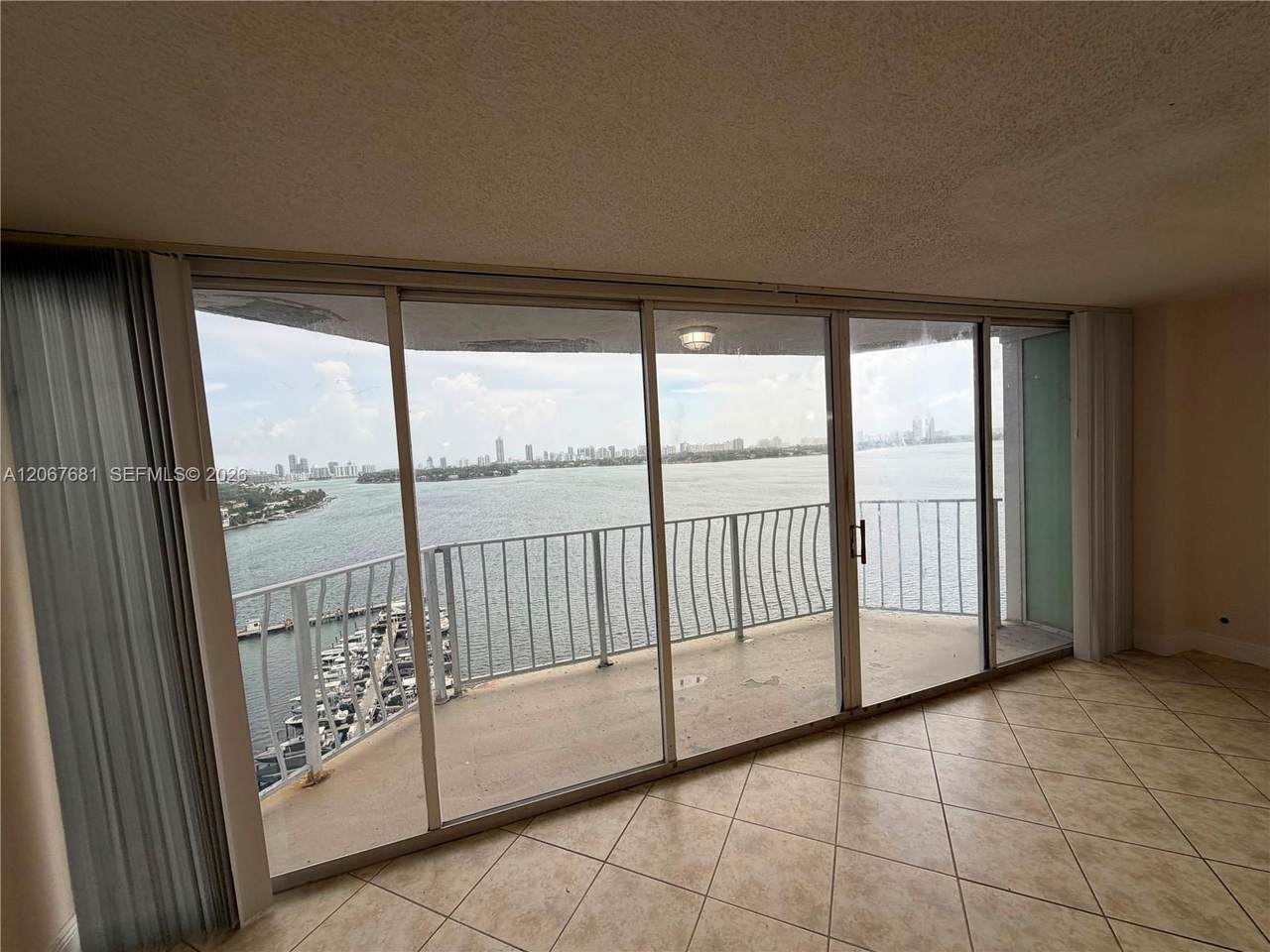 https://bt-photos.global.ssl.fastly.net/miami/1280_boomver_1_A12067681-2.jpg