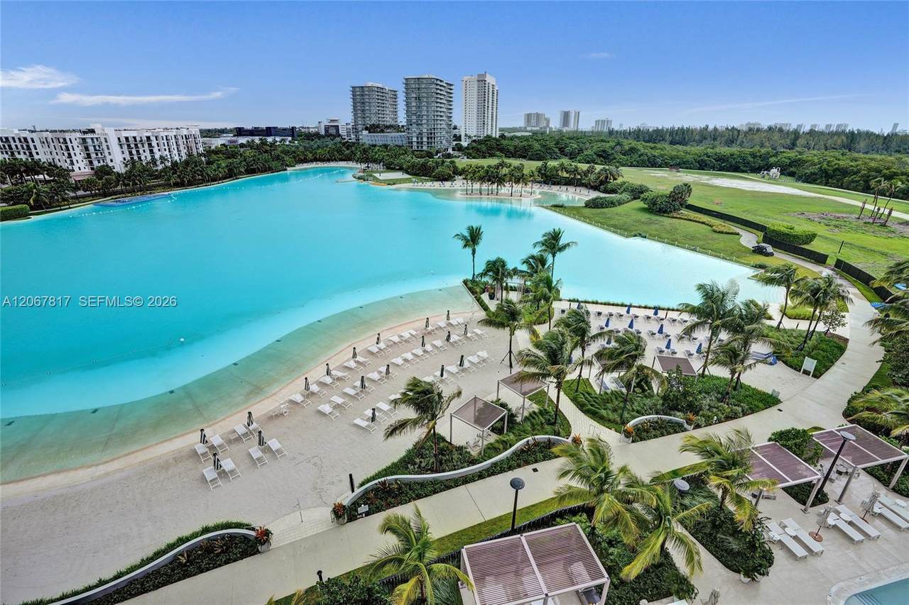 https://bt-photos.global.ssl.fastly.net/miami/1280_boomver_1_A12067817-2.jpg