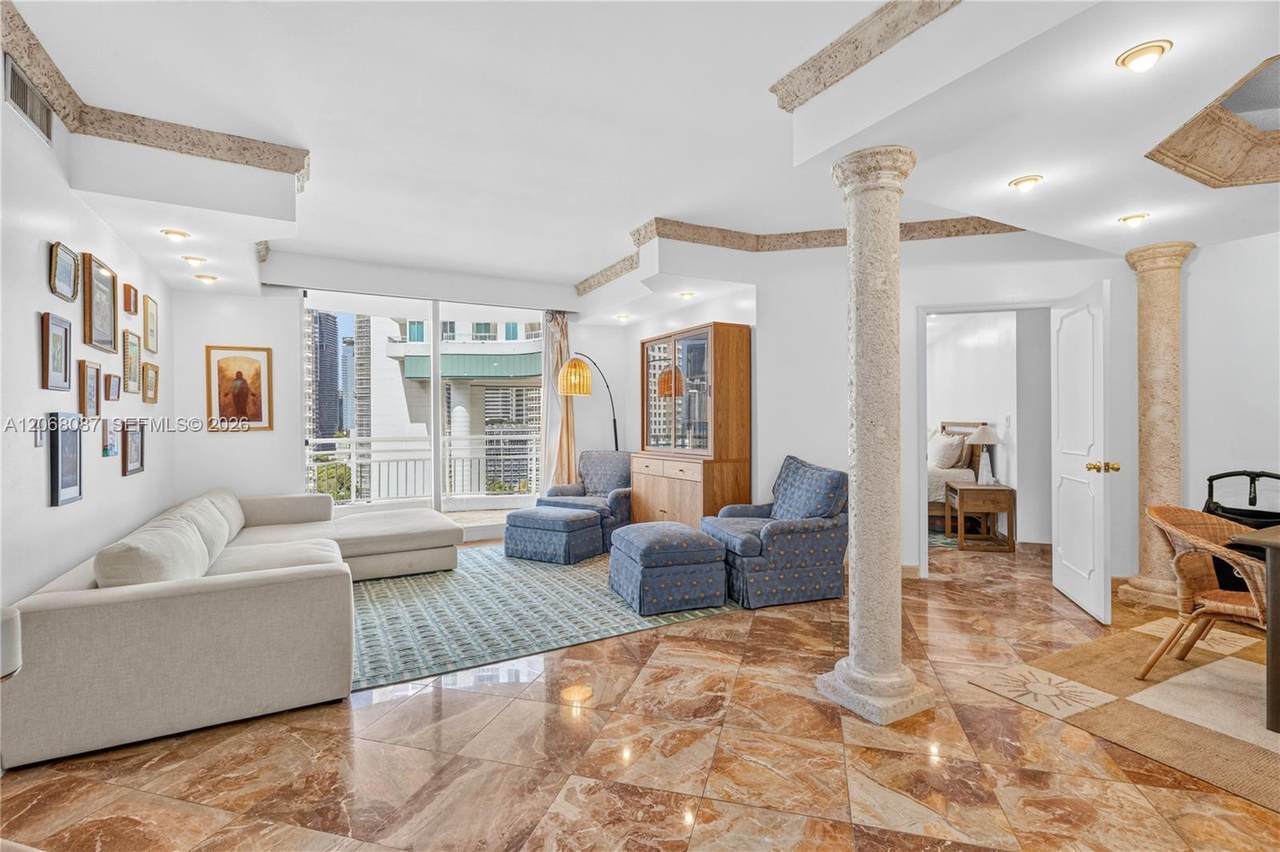 888 Brickell Key Dr - Photo 1