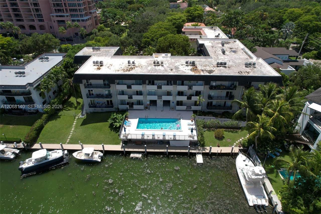 https://bt-photos.global.ssl.fastly.net/miami/1280_boomver_1_A12068140-2.jpg