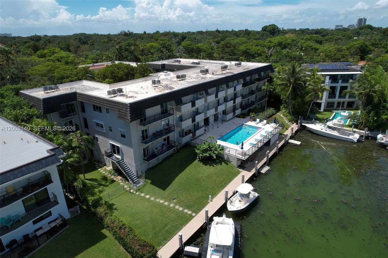 https://bt-photos.global.ssl.fastly.net/miami/1280_boomver_1_A12068140-2.jpg