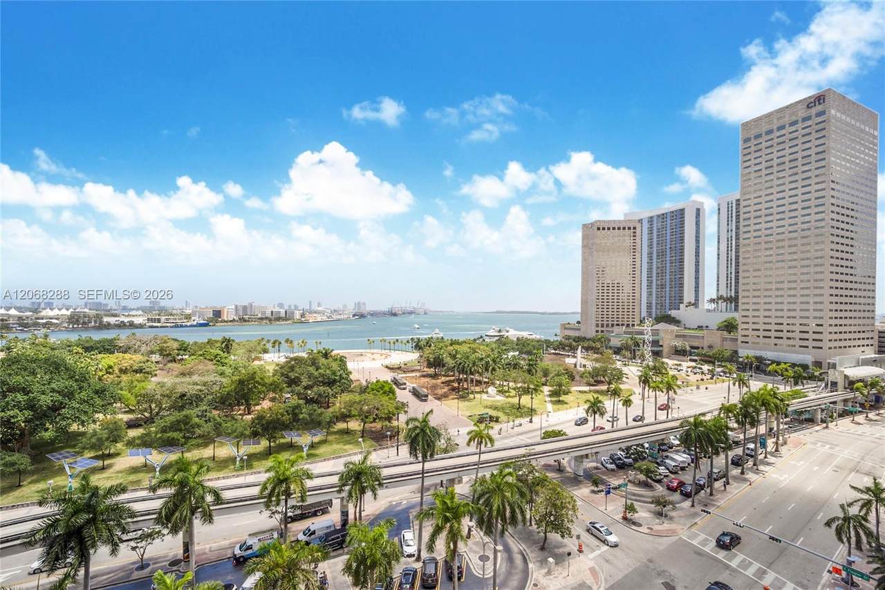 50 Biscayne Blvd - Photo 1