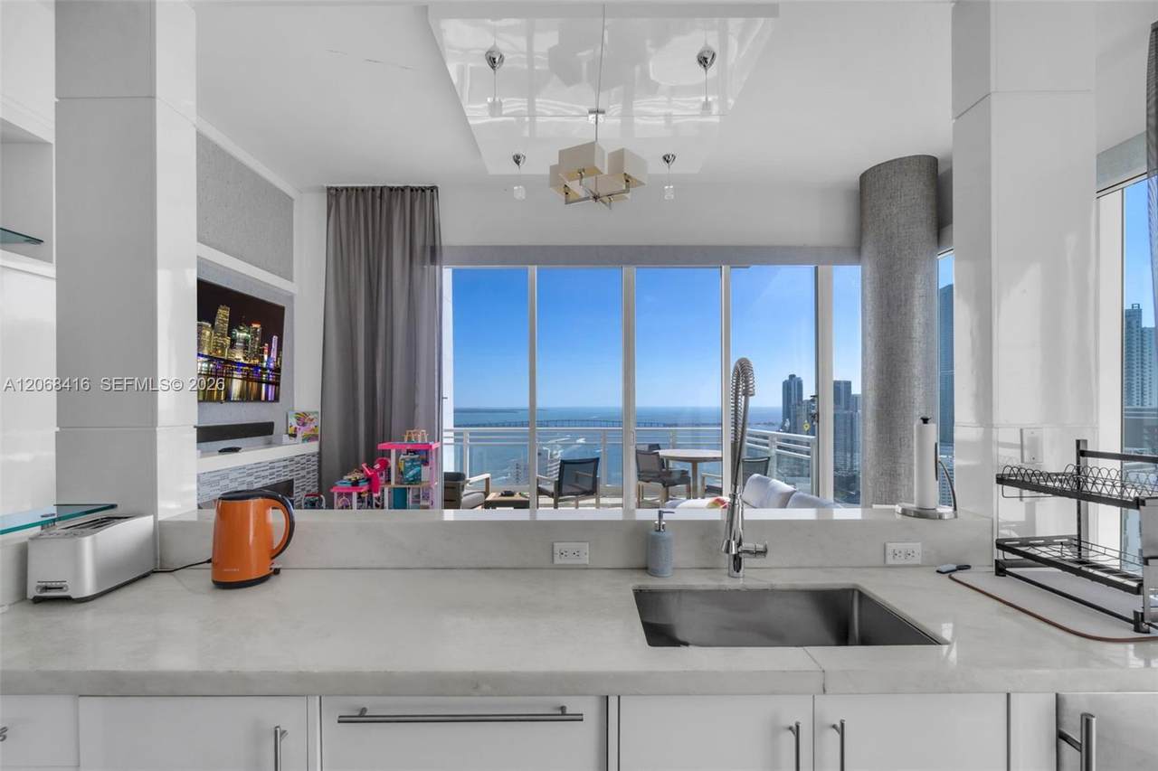 900 Brickell Key Blvd - Photo 1