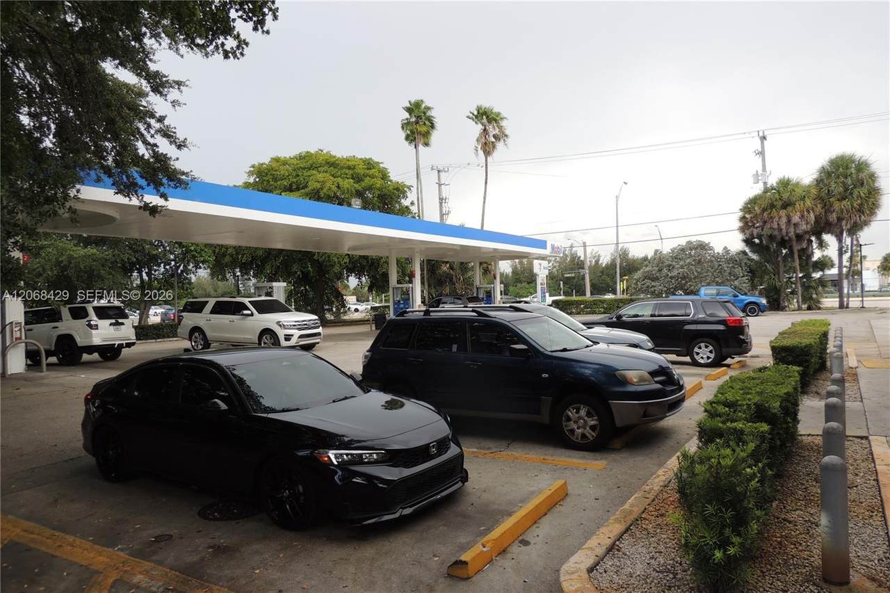 https://bt-photos.global.ssl.fastly.net/miami/1280_boomver_1_A12068429-2.jpg