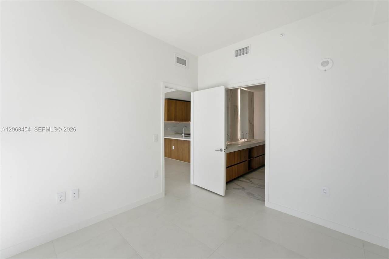 https://bt-photos.global.ssl.fastly.net/miami/1280_boomver_1_A12068454-2.jpg