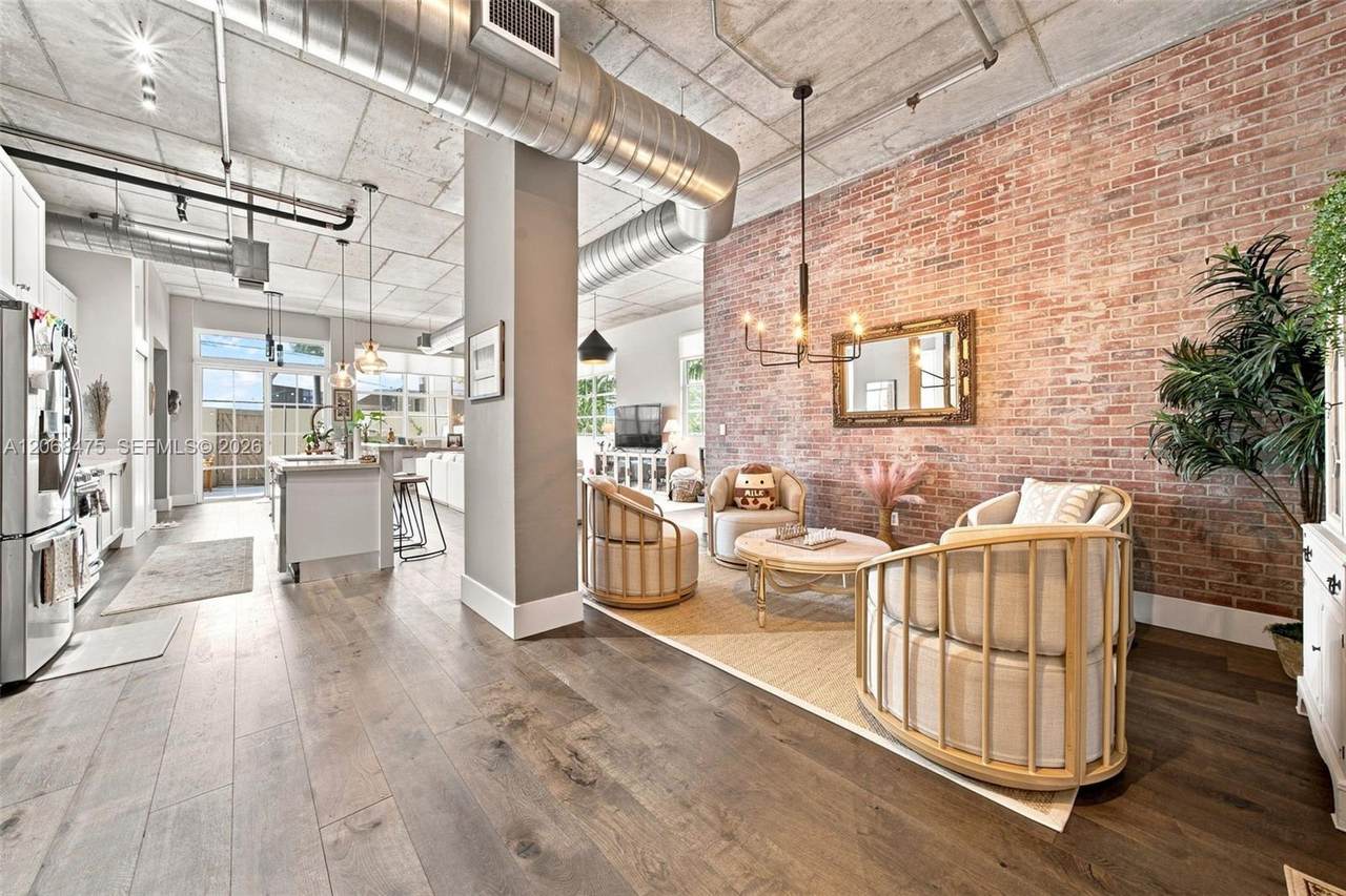 410 1st Ave - Photo 1