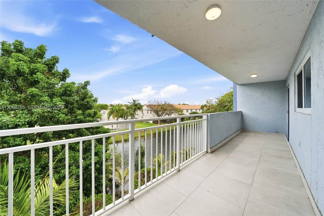 9375 Fontainebleau Blvd - Photo 1