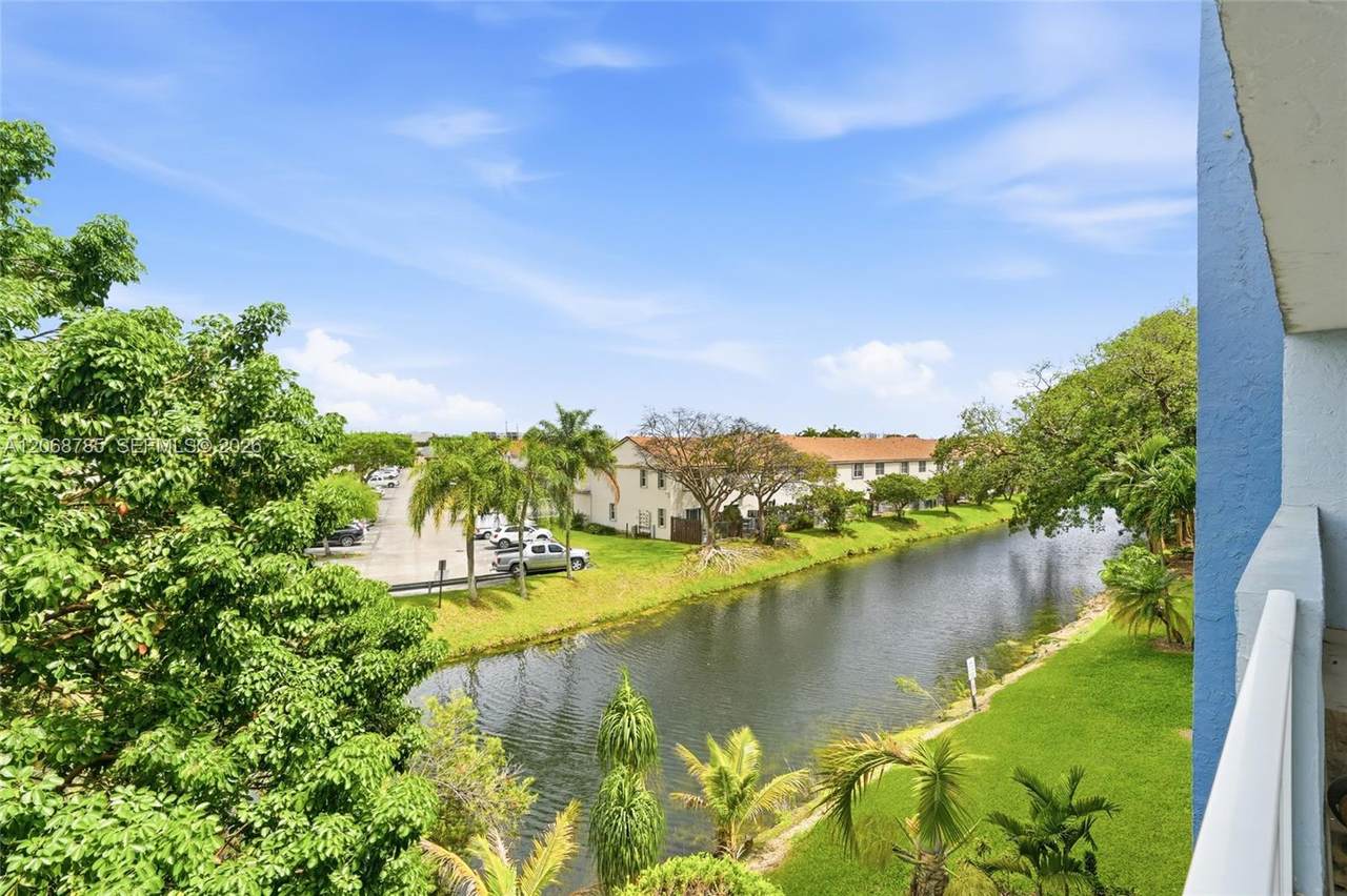 https://bt-photos.global.ssl.fastly.net/miami/1280_boomver_1_A12068785-2.jpg