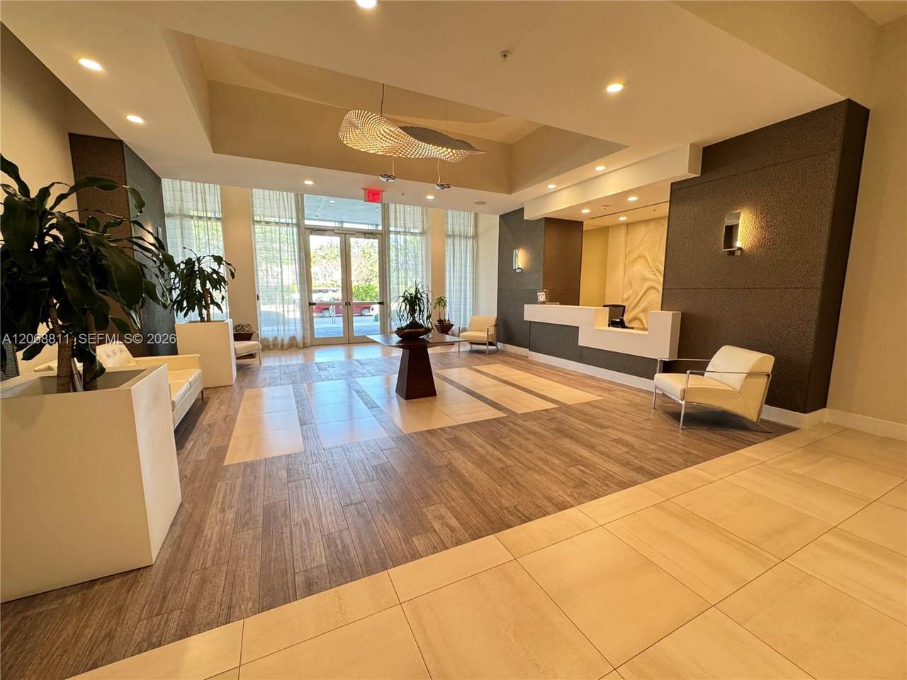 https://bt-photos.global.ssl.fastly.net/miami/1280_boomver_1_A12068811-2.jpg