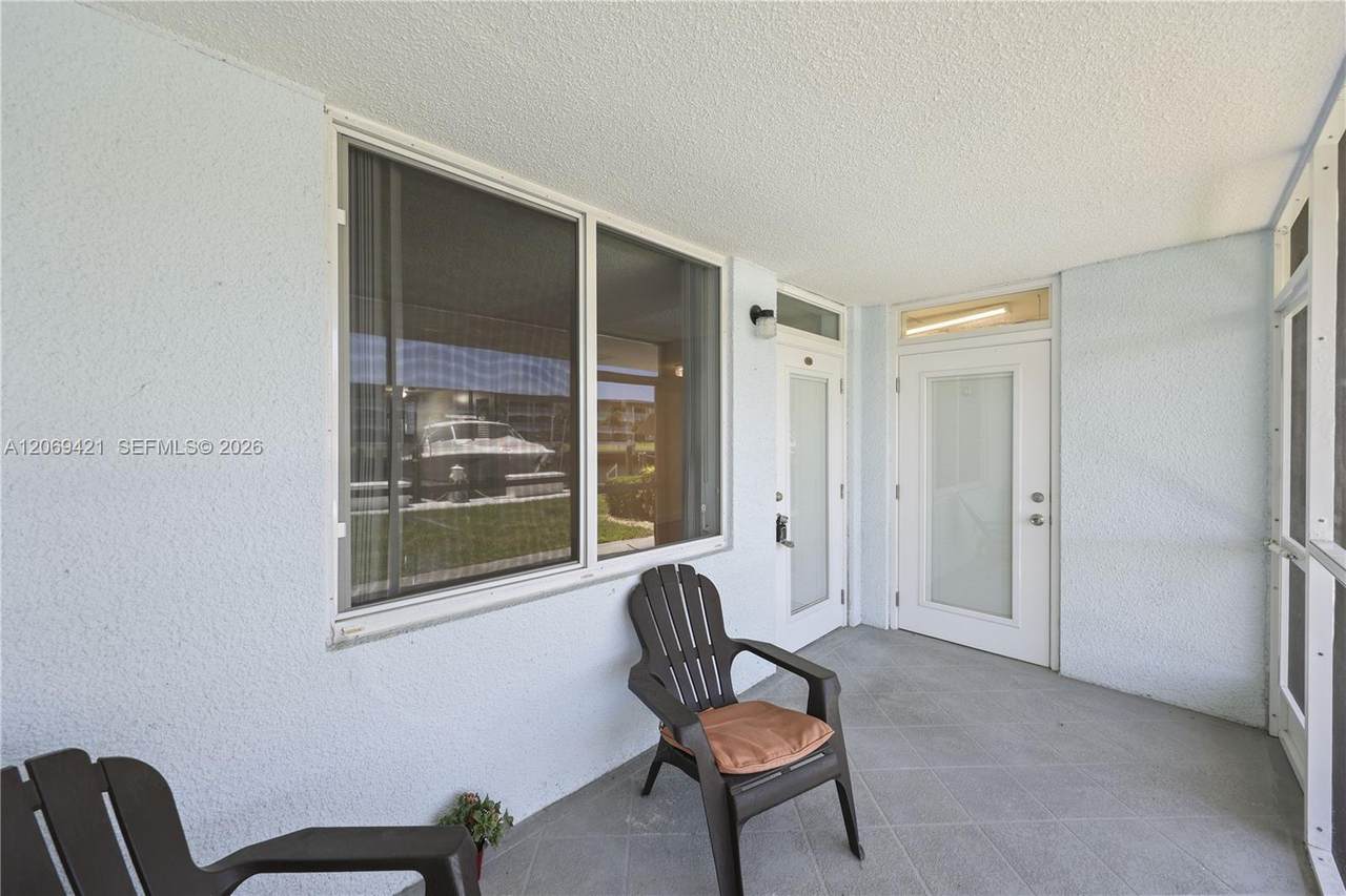 104 Paradise Harbour Blvd - Photo 1