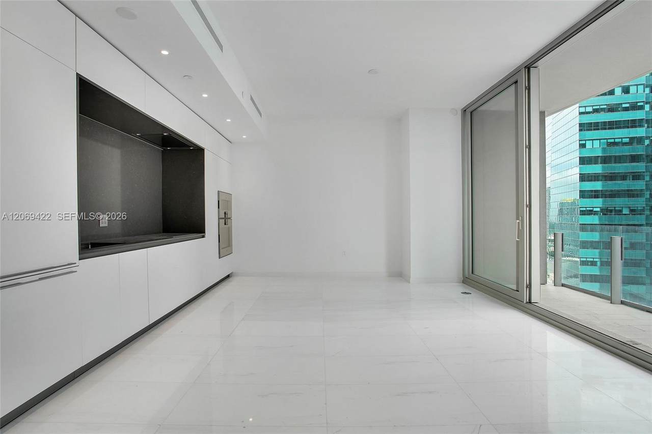 https://bt-photos.global.ssl.fastly.net/miami/1280_boomver_1_A12069422-2.jpg