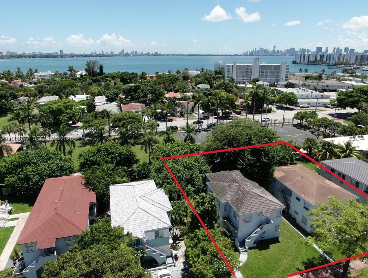 https://bt-photos.global.ssl.fastly.net/miami/1280_boomver_1_A12069727-2.jpg
