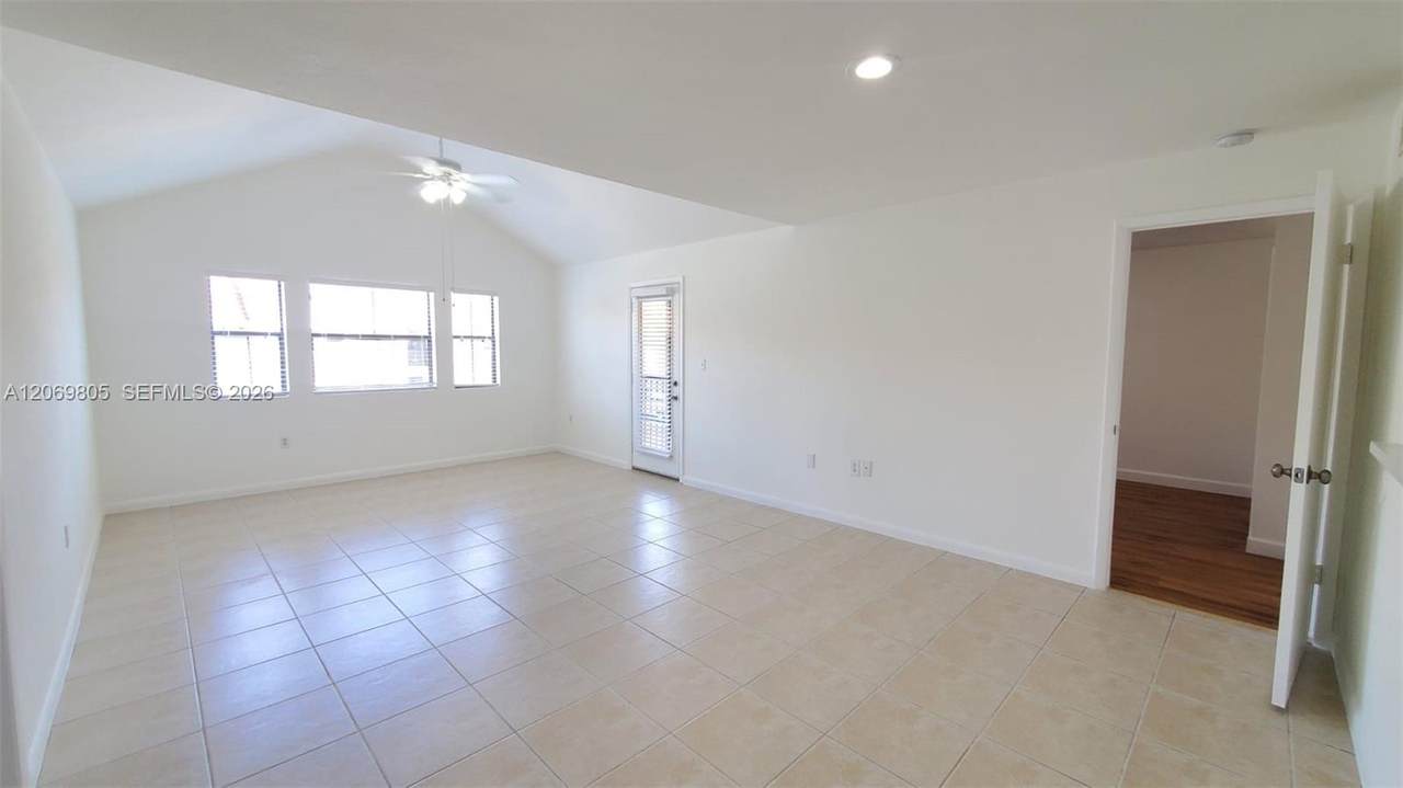 https://bt-photos.global.ssl.fastly.net/miami/1280_boomver_1_A12069805-2.jpg