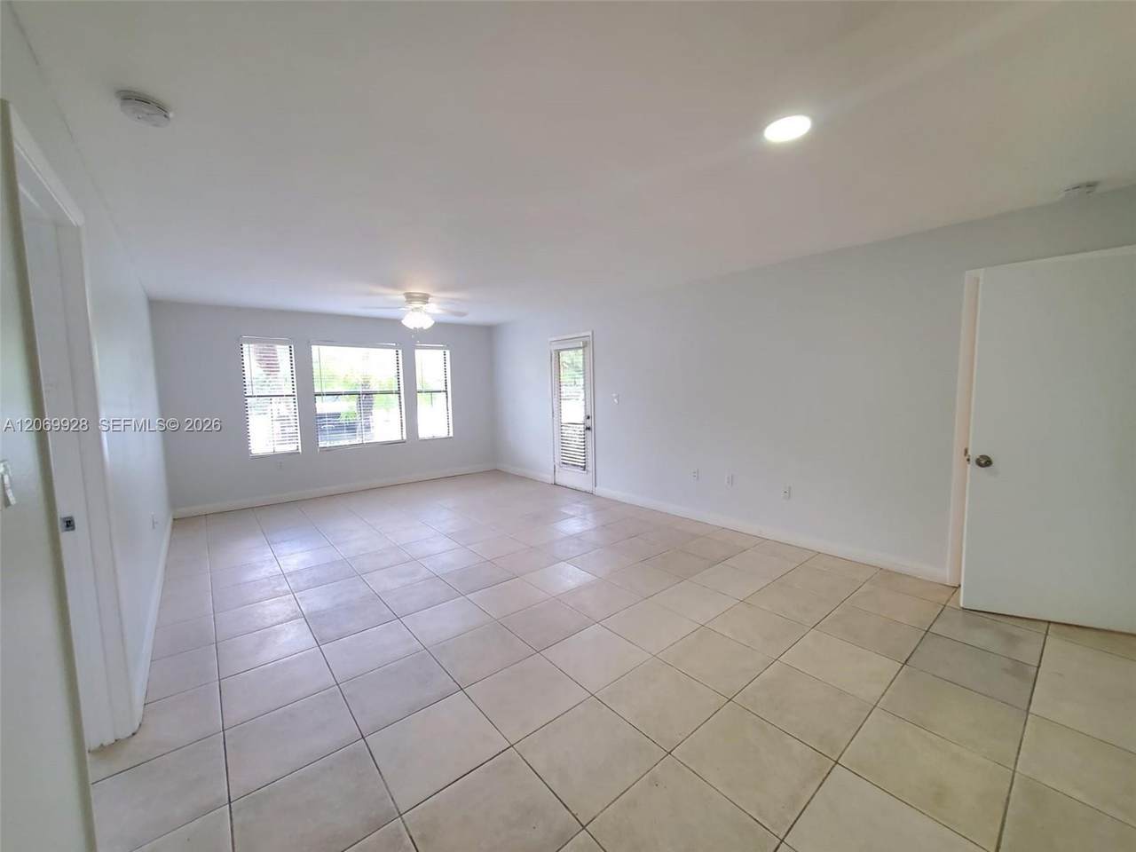 https://bt-photos.global.ssl.fastly.net/miami/1280_boomver_1_A12069928-2.jpg