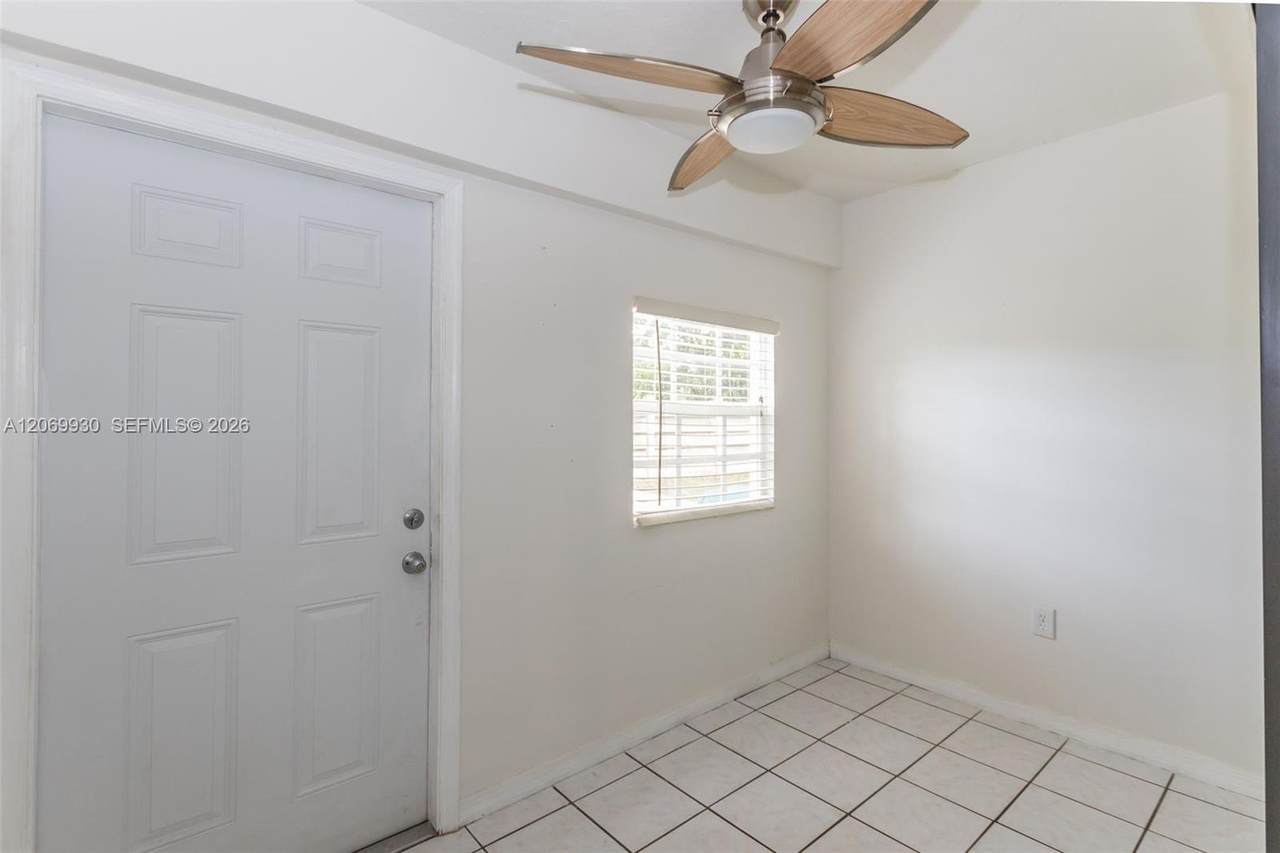 https://bt-photos.global.ssl.fastly.net/miami/1280_boomver_1_A12069930-2.jpg
