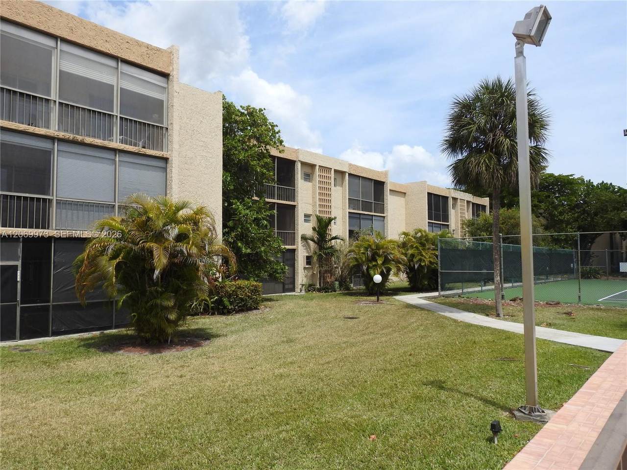 https://bt-photos.global.ssl.fastly.net/miami/1280_boomver_1_A12069973-2.jpg