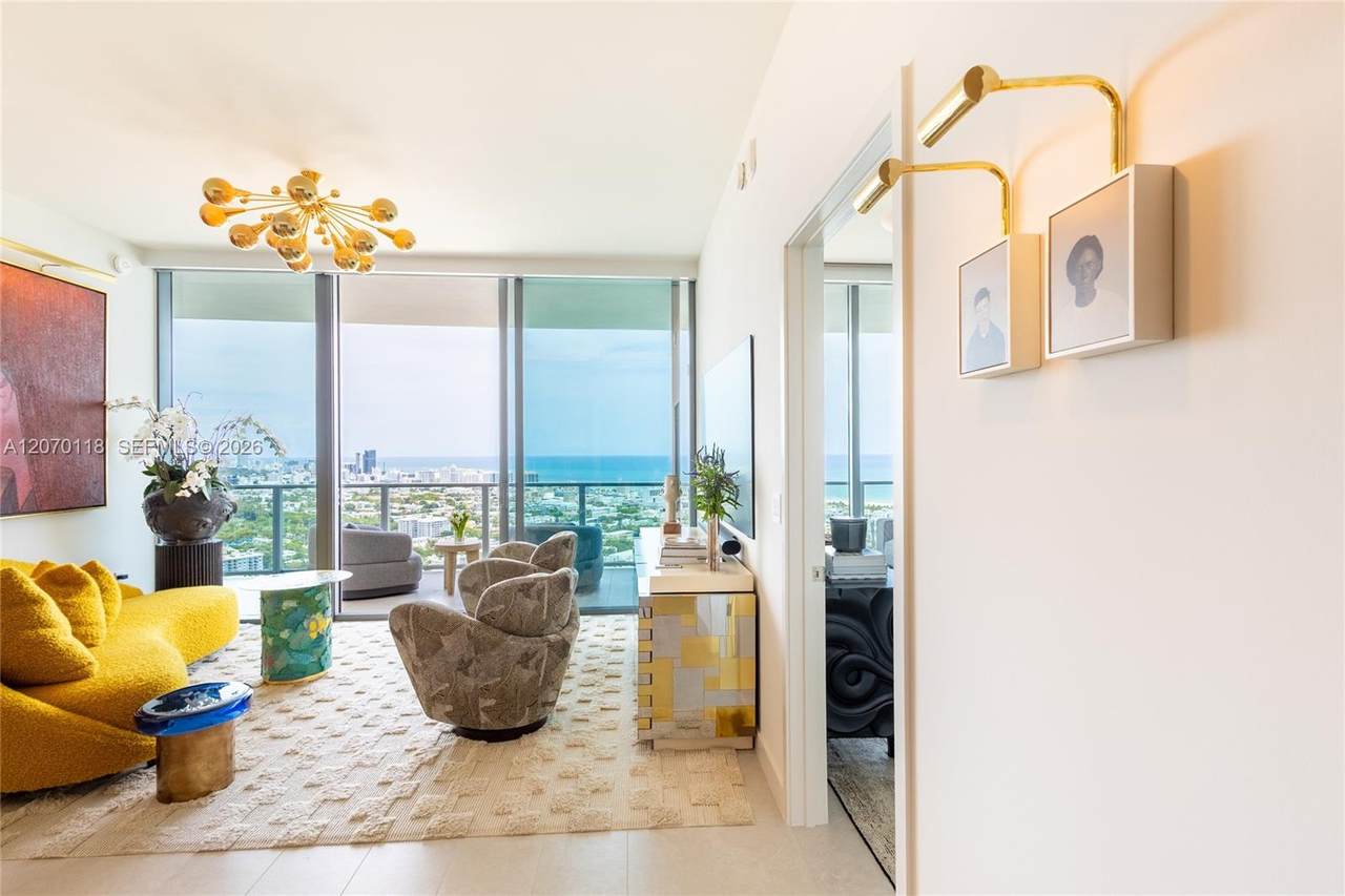https://bt-photos.global.ssl.fastly.net/miami/1280_boomver_1_A12070118-2.jpg