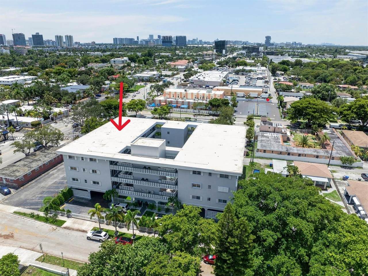 https://bt-photos.global.ssl.fastly.net/miami/1280_boomver_1_A12070229-2.jpg