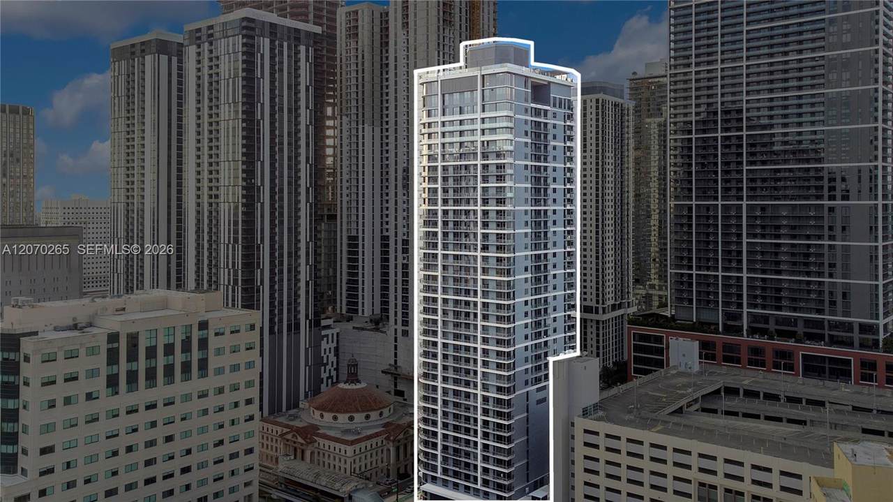 https://bt-photos.global.ssl.fastly.net/miami/1280_boomver_1_A12070265-2.jpg