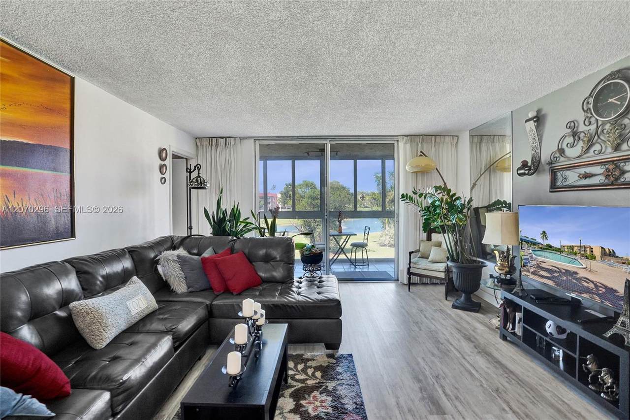 9461 Sunrise Lakes Blvd - Photo 1