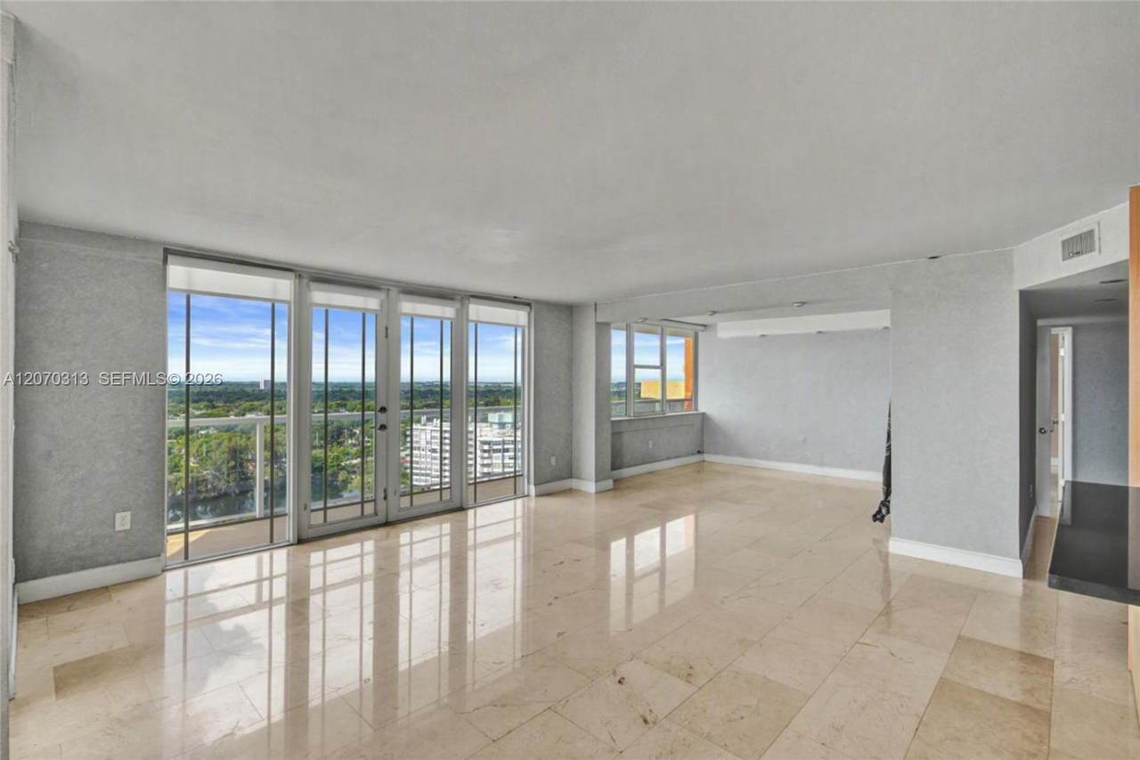 https://bt-photos.global.ssl.fastly.net/miami/1280_boomver_1_A12070313-2.jpg