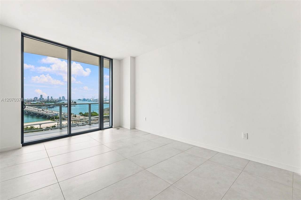 https://bt-photos.global.ssl.fastly.net/miami/1280_boomver_1_A12070378-2.jpg