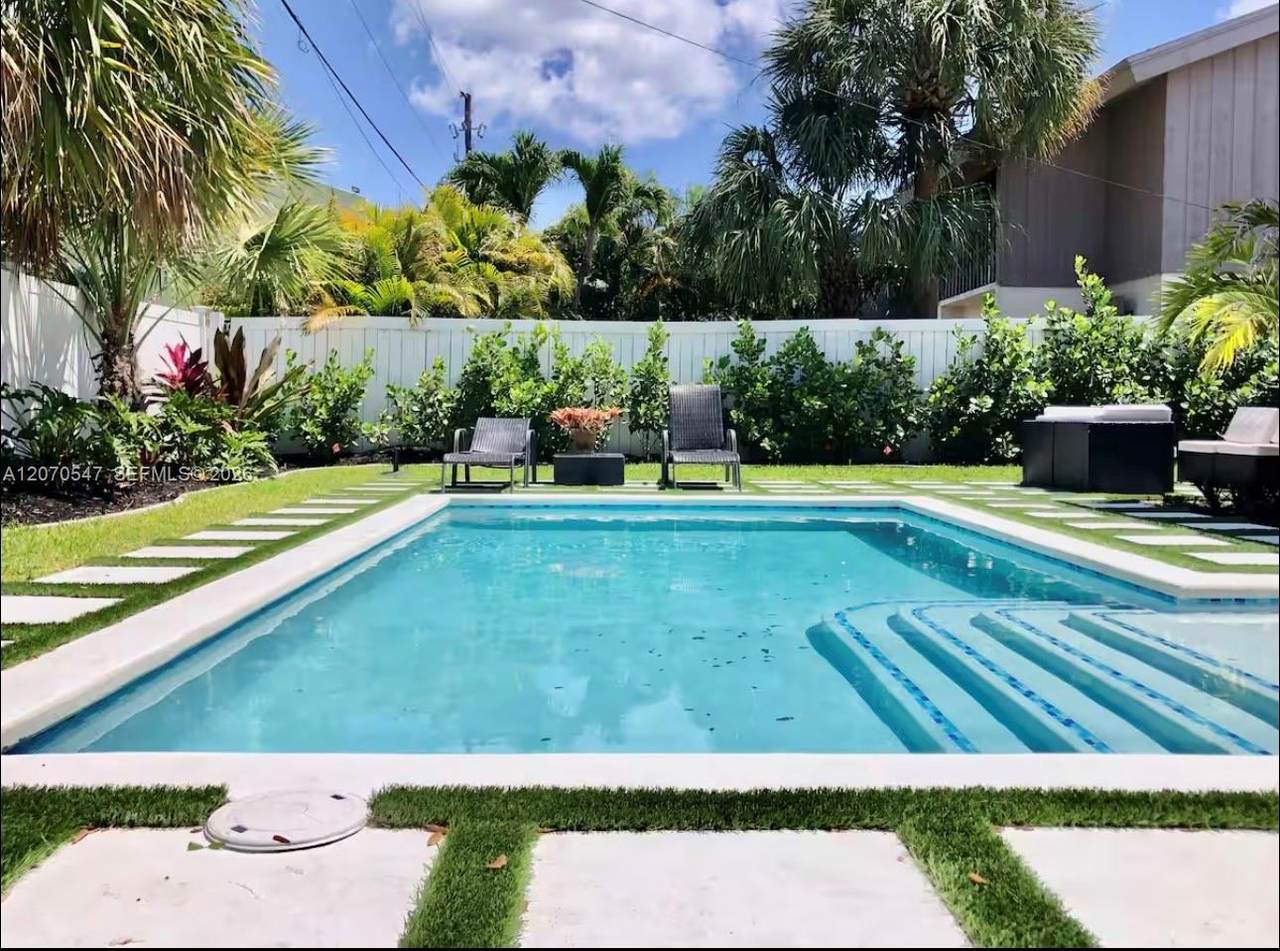 https://bt-photos.global.ssl.fastly.net/miami/1280_boomver_1_A12070547-2.jpg