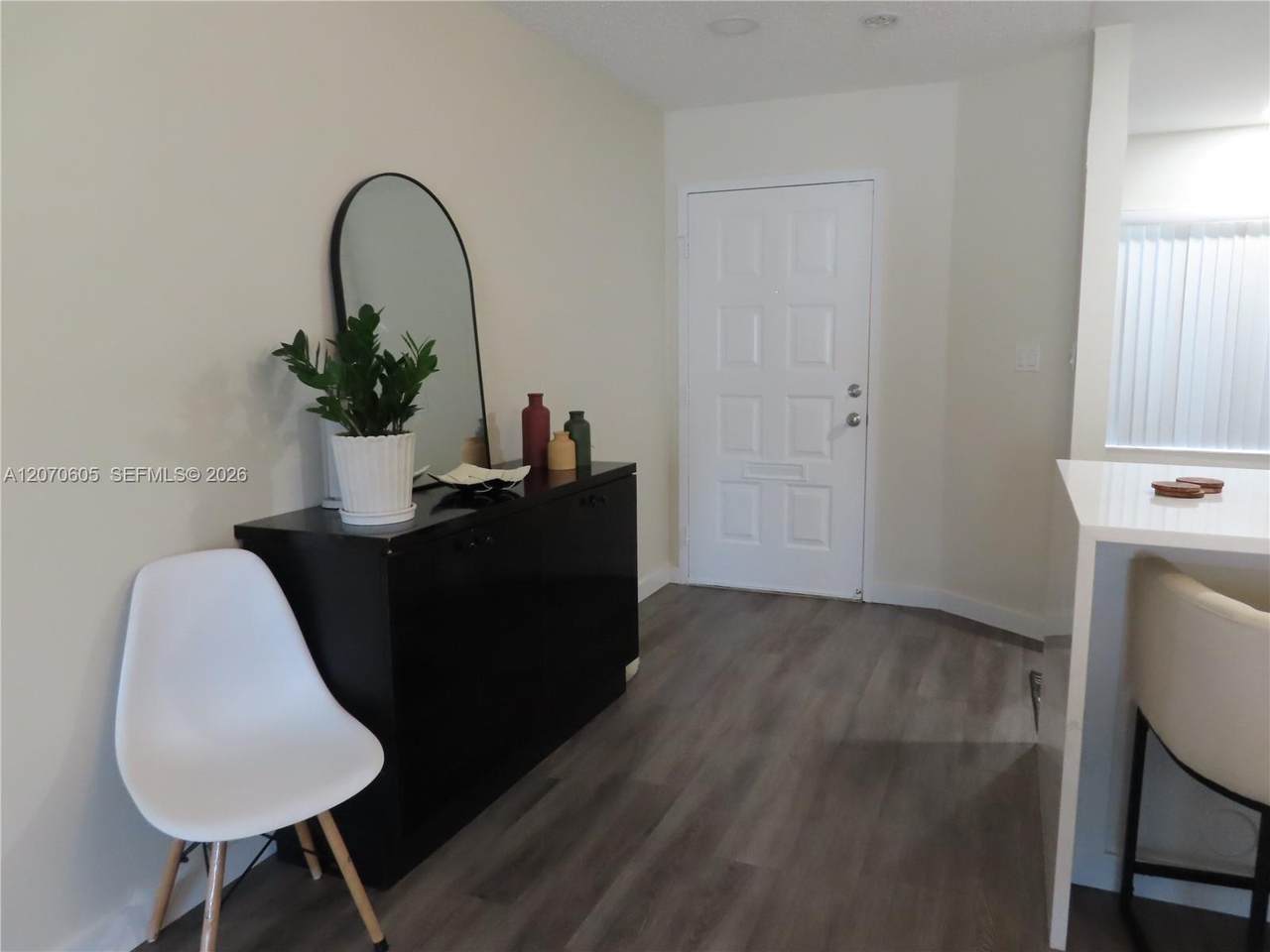 https://bt-photos.global.ssl.fastly.net/miami/1280_boomver_1_A12070605-2.jpg