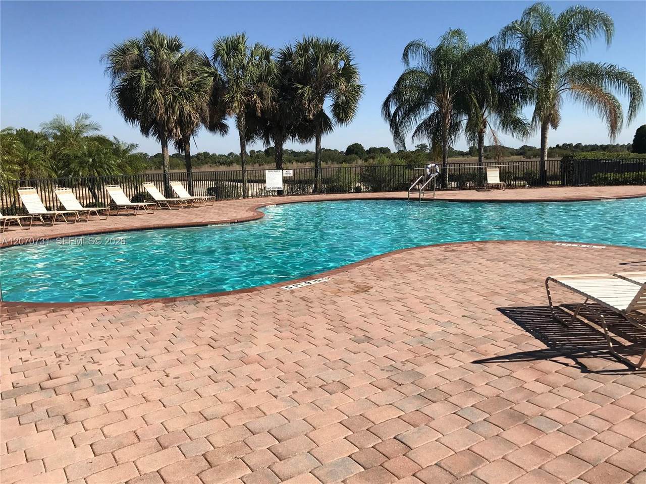 https://bt-photos.global.ssl.fastly.net/miami/1280_boomver_1_A12070731-2.jpg