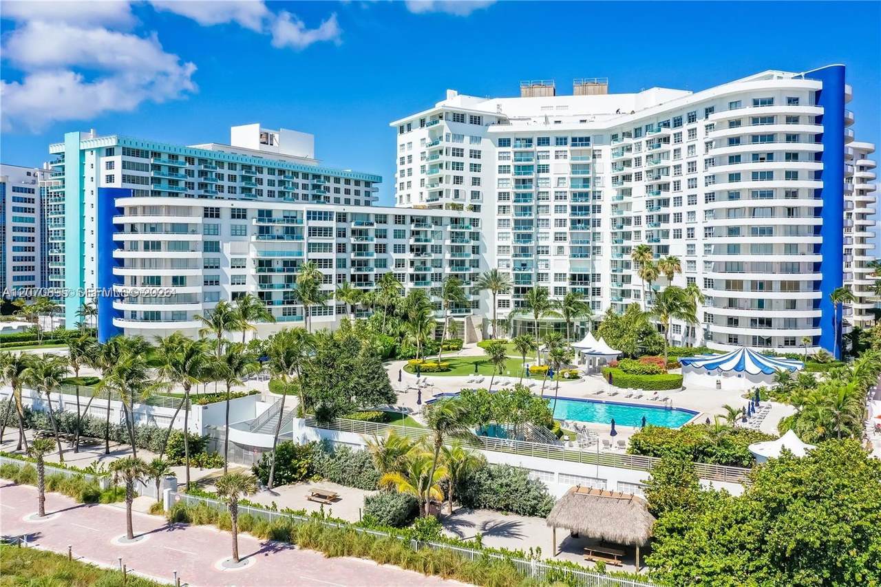 5151 Collins Ave - Photo 1