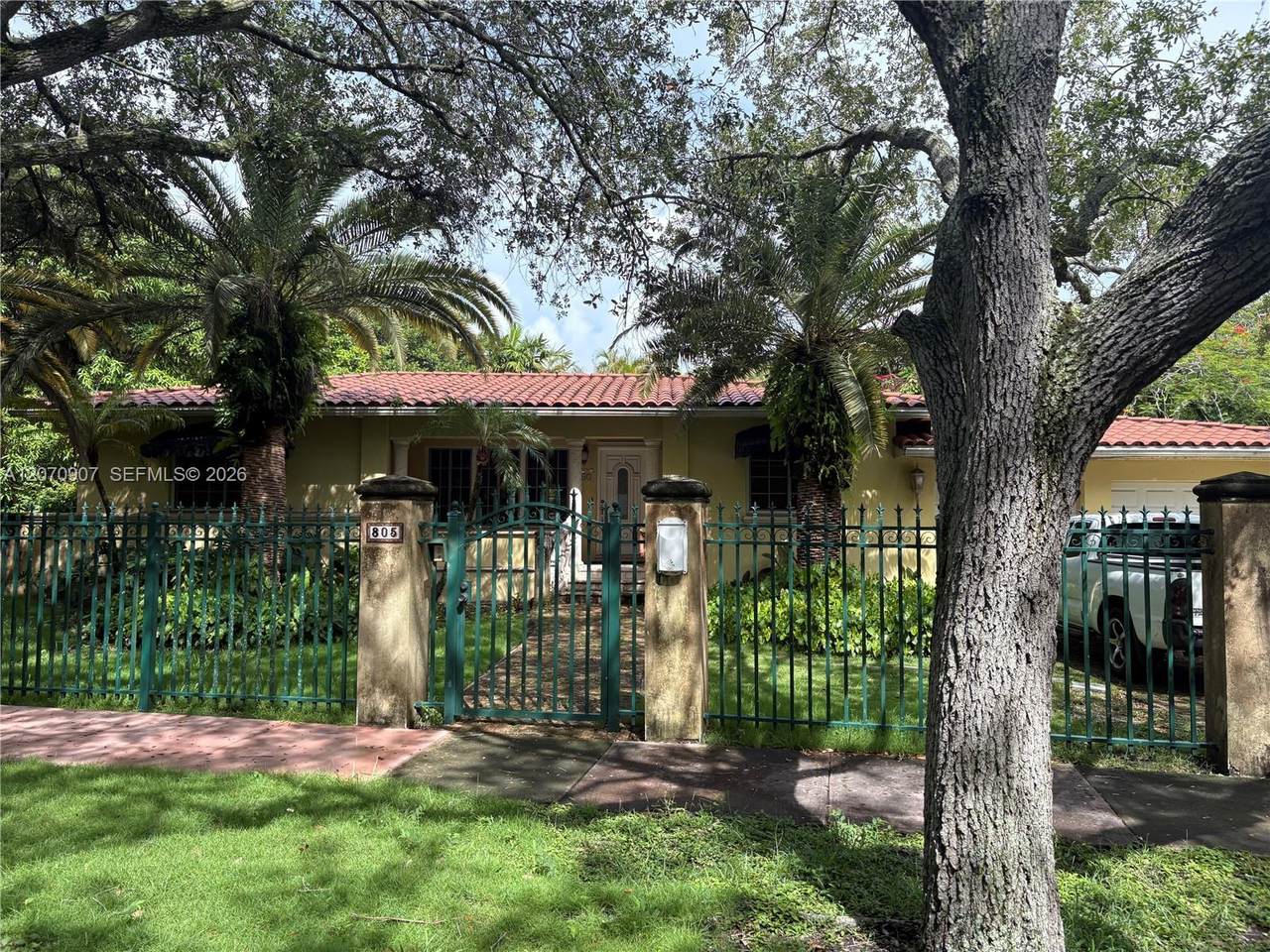 805 Paradiso Ave - Photo 1