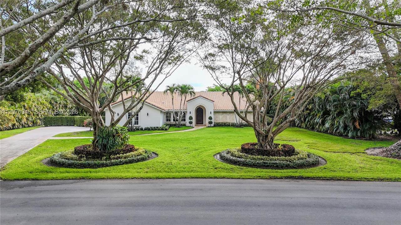 8134 Twin Lake Dr - Photo 1