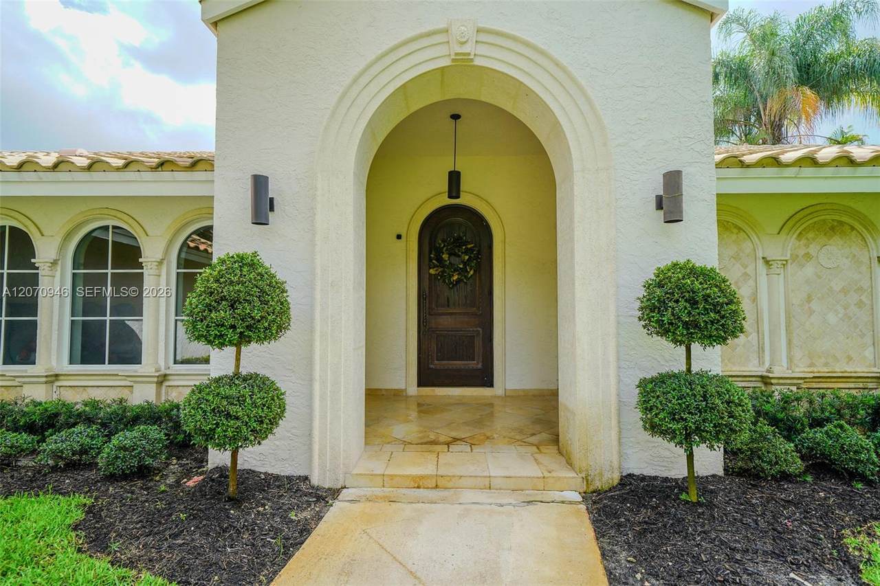 https://bt-photos.global.ssl.fastly.net/miami/1280_boomver_1_A12070946-2.jpg